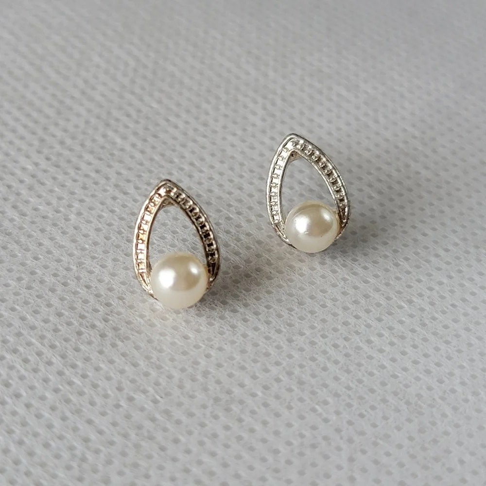 Faux Pearl Drop Earrings